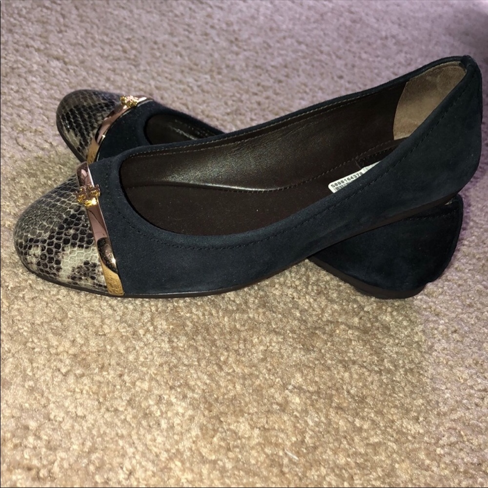 Tory Burch flats